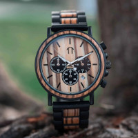 Armbandsur i trä från Treetime